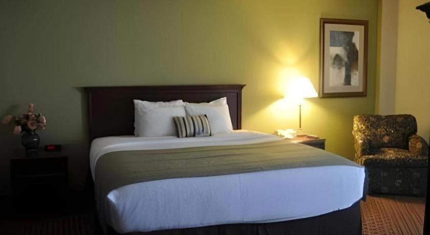Garden Plaza Hotel Saddle Brook Exterior foto